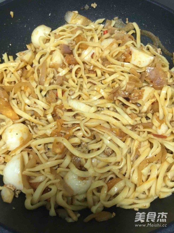 Soy Sauce Hokkien Flat Noodles recipe