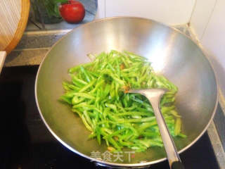 Stir-fried Bean Curd with Hot Pepper (huizhou Bean Curd) recipe