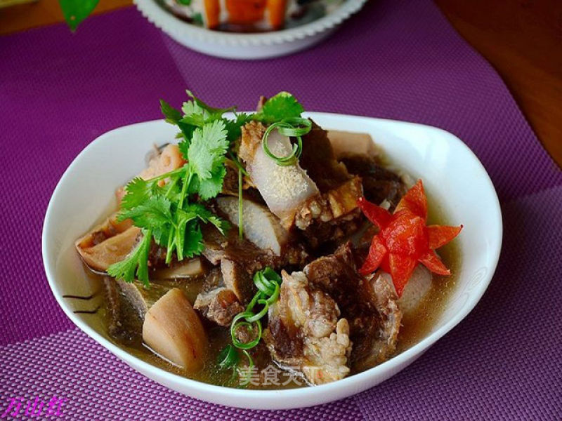 Stewed Beef Cartilage with Lotus Root