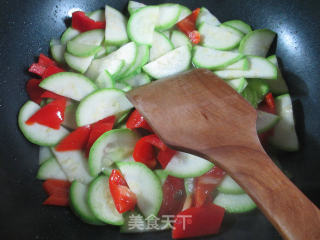 Fried Zucchini with Red Pepper recipe