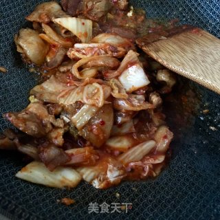 Stir-fried Korean Spicy Cabbage with Pork recipe