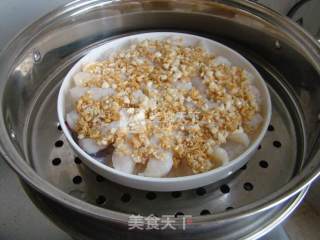 Steamed Long Lee Fish with Garlic Vermicelli recipe