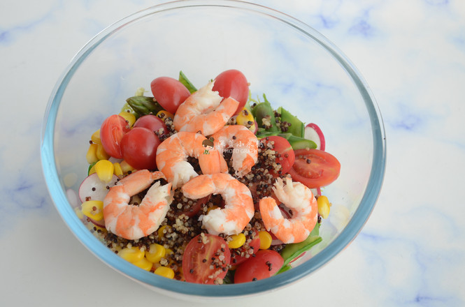 Quinoa Shrimp and Vegetable Salad recipe