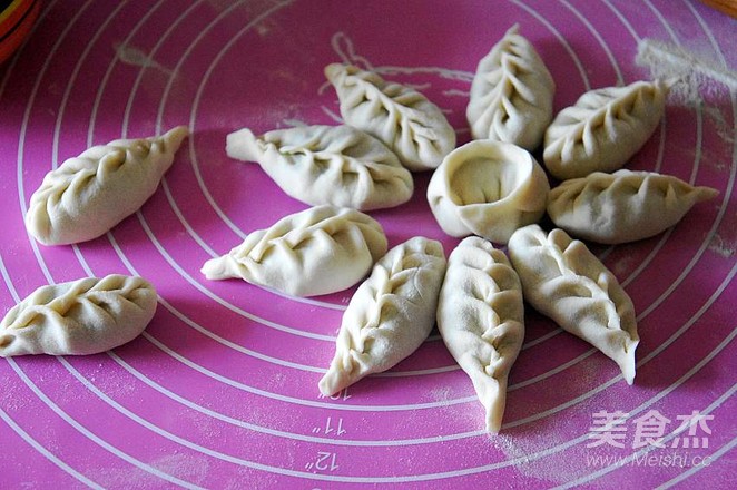 Mother-in-law Ding Stuffed Wheat Ear Dumplings recipe