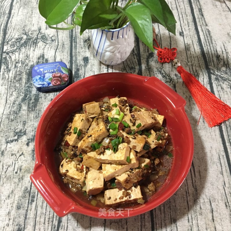 Braised Tofu with Mushroom Meat Sauce recipe