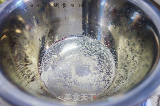 Yeast Version of Banana Muffins recipe