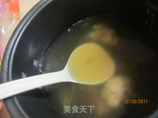 The Rice Cooker Can Also Make Delicious Soup-chicken Leg Soup recipe