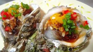 Colorful Garlic Oysters recipe