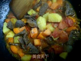 Beef Stew with Tomatoes and Potatoes recipe