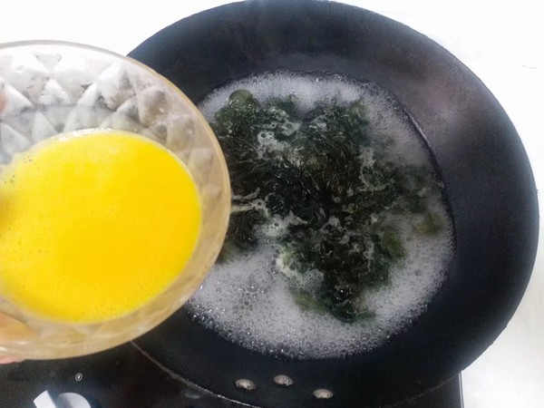 Egg Seaweed Soup recipe