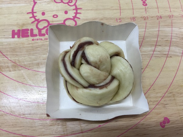 Bean Paste Flower Bread recipe