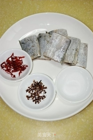 [one Braised Fresh Hairtail]---jiaodong's Characteristic Method of Marinating Sea Fish recipe