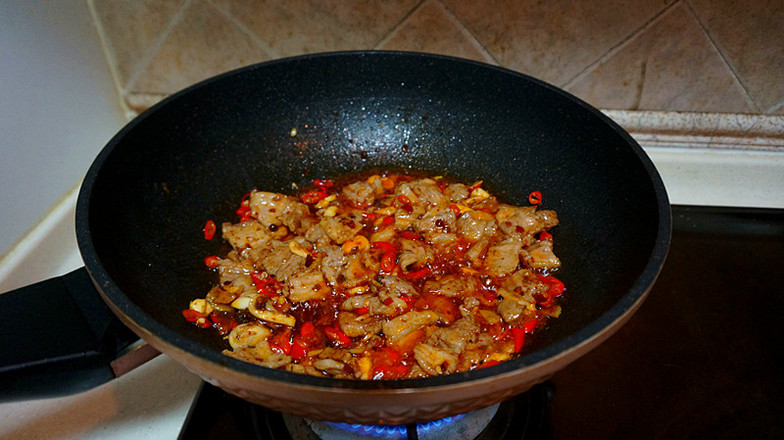 Spicy Pork Belly Stir-fried King Pleurotus recipe