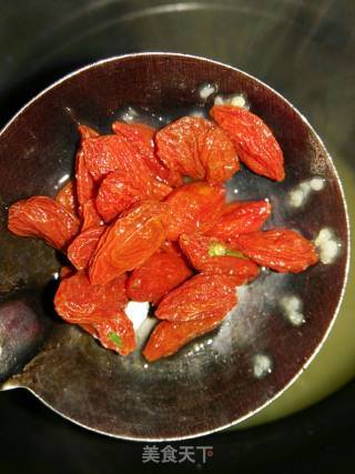 Two-meter Wolfberry Porridge recipe