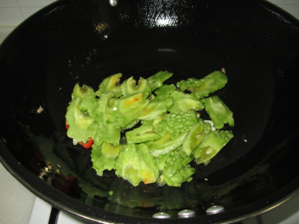 Stir-fried Pork with Bitter Gourd recipe