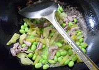 Stir-fried Edamame with Lean Pork Sauerkraut Stem recipe