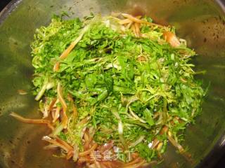 Pig Ears Mixed with Bitter Chrysanthemum recipe