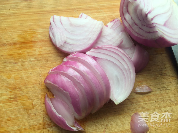 Onions Mixed with Bean Curd recipe