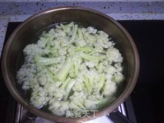 Vegetarian Stir-fried Organic Cauliflower recipe