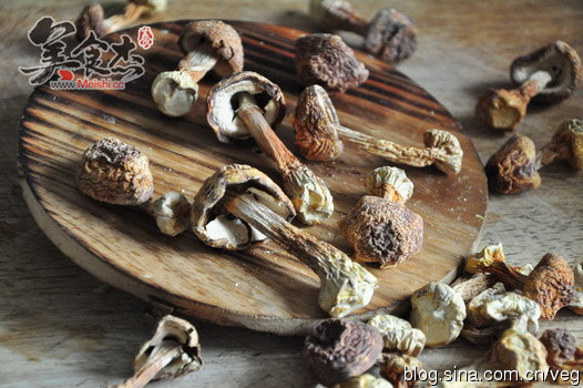 Matsutake Lotus Root Soup recipe