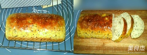 Pumpkin Seed Sesame Bread recipe