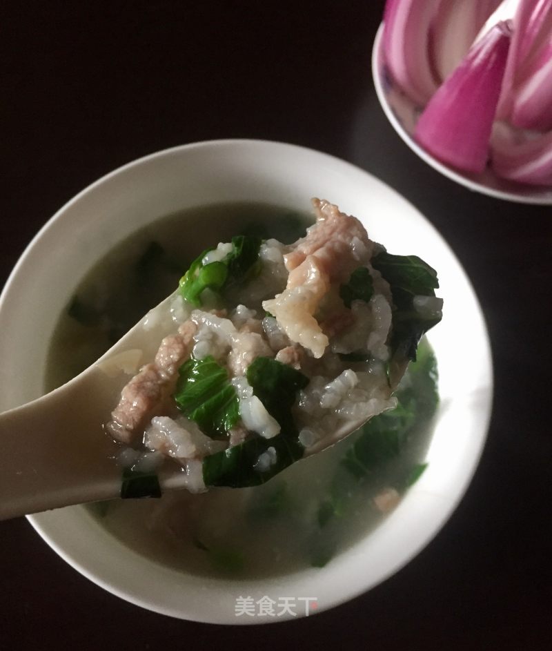 Pork Congee with Onion and Choy Sum