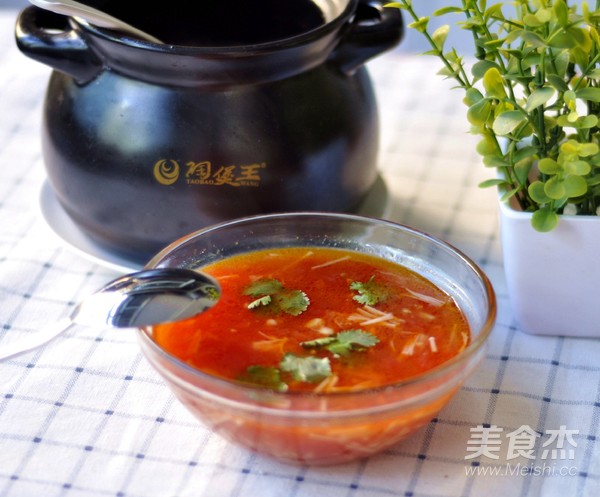 Tomato Enoki Mushroom Soup recipe