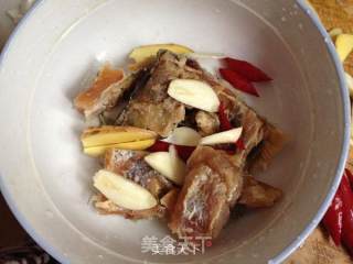 Smoke-free Kitchen in Summer [steamed Ginger-scented Dried Fish] recipe