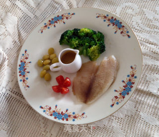 Fry-free and Oil-free Sea Bream Fillet with Mustard Sauce recipe
