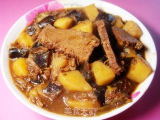 Roast Beef with Eggplant and Potatoes recipe