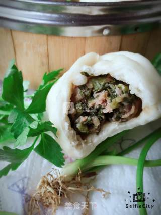 Parsley Pork Bun recipe