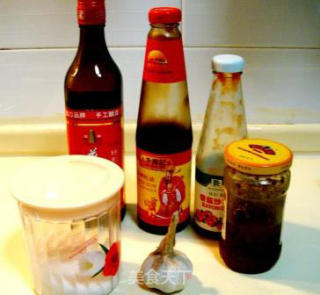 Barbecued Pork with Honey Sauce recipe