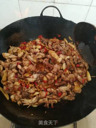 Pickled Pepper Bullfrog in Red Oil recipe