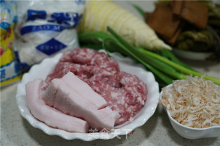 Sauerkraut and Fresh Meat Rice Crackers recipe