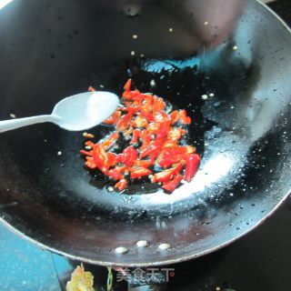 Chopped Pepper and Capers --- Porridge with Noodles recipe