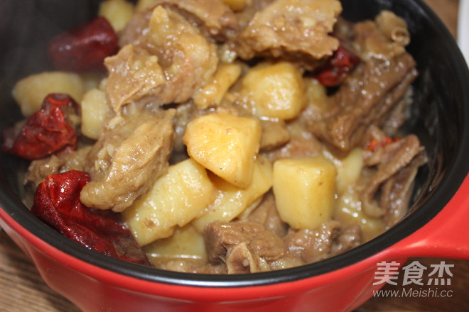 Stewed Beef Brisket with Potatoes recipe