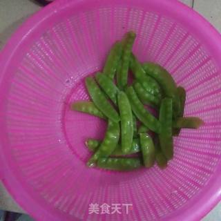 Fried Tofu with Snow Peas recipe