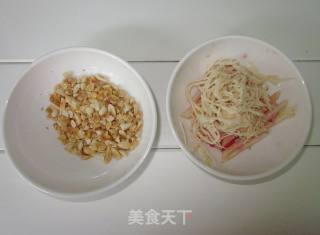 [cool Noodles with Mixed Fruit Chicken Noodles] Let’s Make A Refreshing Cold Noodle at The End of Summer recipe