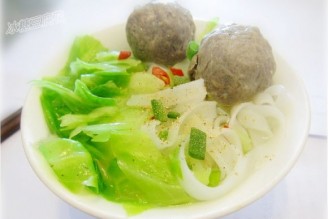 Shantou Beef Tendon Ball Soup with Hor Fun recipe