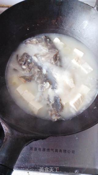 Milky Black Fish Soup recipe
