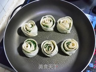 Rose Fried Dumplings recipe