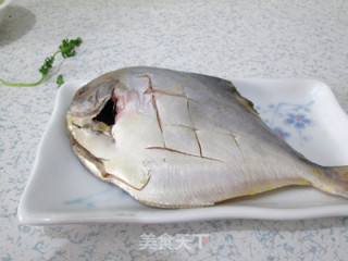 Fresh and Delicious Dry Grilled Flat Fish recipe