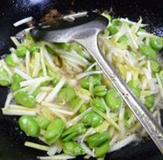 Fried Eel with Leek Sprouts and Broad Beans recipe