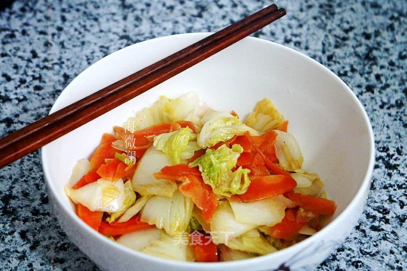 Stir Fried Carrots with Cabbage