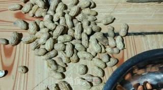 Puffed Peanuts, One of The Dishes that Go to The Banquet in Chongqing Countryside recipe