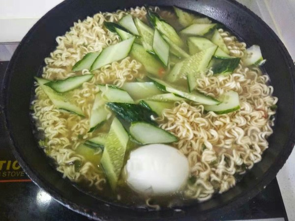 Simple Instant Noodles recipe