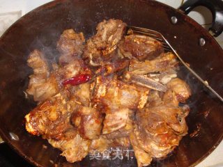 Steak with Potatoes and Radish recipe