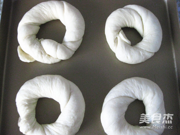 Tang Kind of Twisted Flower Bread recipe