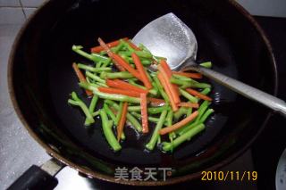 【autumn and Winter Green Shield】--- "scrambled Pigeon with Garlic and Fresh Shells" recipe