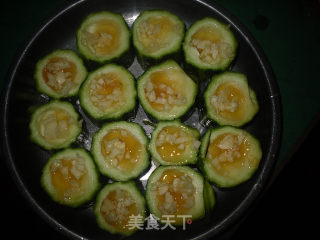 Steamed Loofah with Abalone Sauce and Garlic recipe